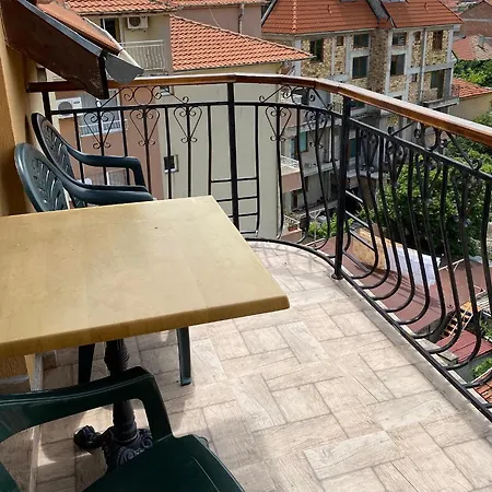 Hotel Guest House Prima 2*